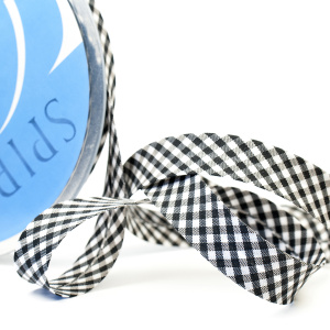 Косая бейка с рисунком SAFISA, арт.5400, 20 мм, 25 м, цвет 01. Арт 5400-20мм-01            