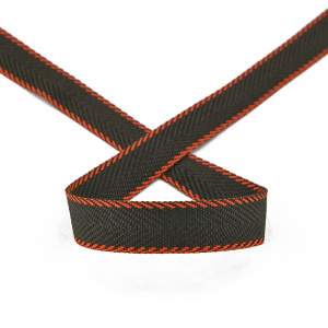 Тесьма ременная (стропа) PEGA черная с красными краями, 20 мм. Арт 836790120DT008  