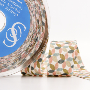 Косая бейка с рисунком SAFISA, арт.6630, 30 мм, 20 м, цвет 02. Арт 6630-30мм-02