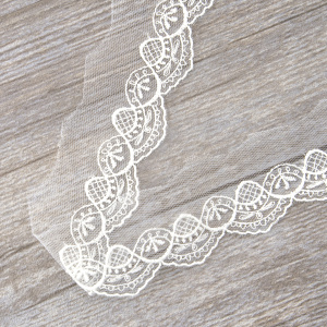 Вышивка на тюле, 36 мм, цвет белый. Арт I644/01