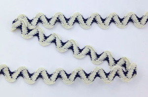 Тесьма-вьюнчик, 15 мм, льняной небеленый с черным. Арт 2997/20