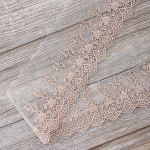 Вышивка на тюле, 87 мм, цвет розовый. Арт I646/F3