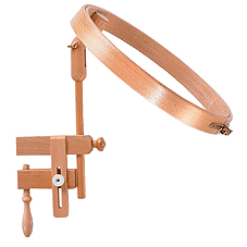 Пяльцы круглые с замком и креплением для стола, диаметр 30,5 см, высота обода 25 мм. Арт 264-11                  