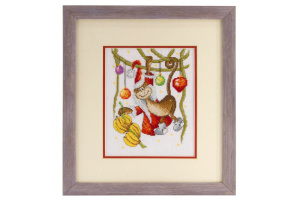 Вышитая картина "Новогоднее лакомство". Арт Модель 01.033.24