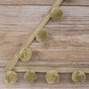 Тесьма с помпонами PASSAN цвет льняной. Арт PT - 500-col.PE - 82