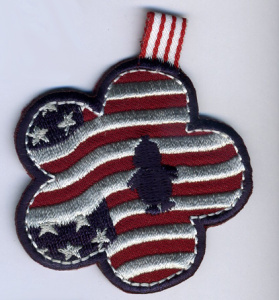 Термоаппликация HKM "Утенок с цветком на флаге". Арт 32519/1SB