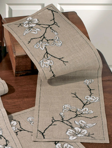 Набор для вышивания дорожки "Магнолия". Арт 75-6863