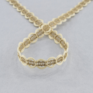 Тесьма PEGA тип отделочная, цвет молочно-бежевый, 9 мм. Арт 844150709DA006          