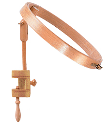 Пяльцы круглые с замком и креплением для стола, диаметр 30,5 см, высота обода 25 мм. Арт 263-11                  