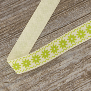 Лента хлопковая на картонной мини-катушке "Цветы и зиг-заги". Арт VR15.058