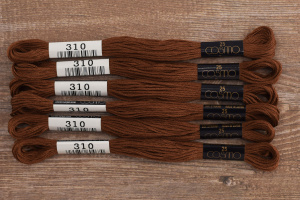 Мулине COSMO однотонный цвет  310       . Арт 25-6/310       