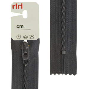 Молния Meras, спираль, неразъёмная, 4 мм, 20 см, цвет 2110, черный. Арт 2528976/20/2110