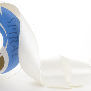 Лента атласная двусторонняя SAFISA, 11 мм, 25 м, цвет 56, кремовый. Арт 110-11мм-56             