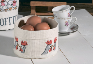 Набор для вышивания корзинки "Куриные посиделки". Арт 79-0436