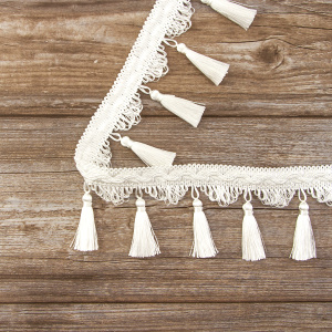 Тесьма с кисточками декоративная PASSAN цвет белый. Арт BPK - 019-col.PE - 57