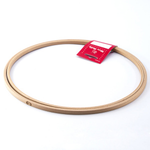 Пяльцы круглые без замка, высота обода 8 мм, диаметр 27,5 см. Арт 201-10                  