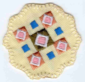 Термоаппликация HKM "Blume beige mit Azthekenmuster". Арт 33296/1SB