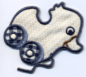 Термоаппликация HKM "Утенок на колесиках". Арт 32537/1SB