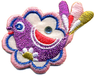 Термоаппликация HKM "Птичка на цветке со стразиком". Арт 32891/1SB