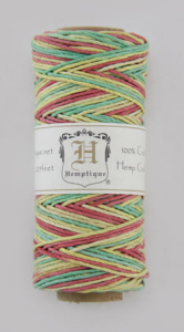 Шнур из пеньки HEMPTIQUE на катушке #20 - 1 мм, 62 ,5 м, 50 г. Арт HS20VA-RAS              