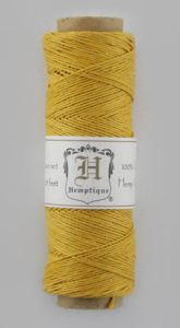 Шнур из пеньки HEMPTIQUE на катушках #10 - 0,5 мм, 62,5 м, 25 г. Арт HS10CO-GLD25            