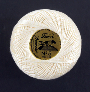 Мулине "Finca Perle" (Жемчужное") №5 однотонный цвет 3000. Арт 00800/05/3000