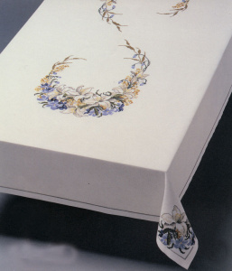 Набор для вышивания скатерти "Лилии". Арт 57115