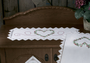 Набор для вышивания дорожки "Хардангер ягоды". Арт 63-1606