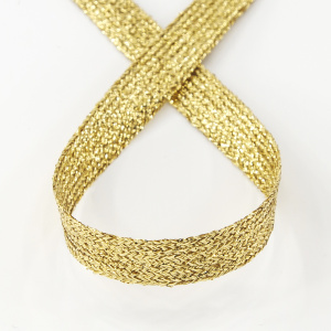 Тесьма PEGA уплощенная с люрексом, цвет золотой, 10,5 мм. Арт 881113929X7000          