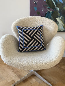 Набор для вышивания подушки "Узоры". Арт 2032-2