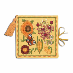 Набор для вышивания чехла для игл "Étui À Aiguilles Fleurs Jaunes" (Летние цветы), 11 х 11 см. Арт 3477