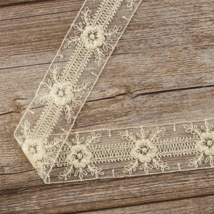 Вышивка на тюле, 40 мм, цвет натуральный. Арт I662/58