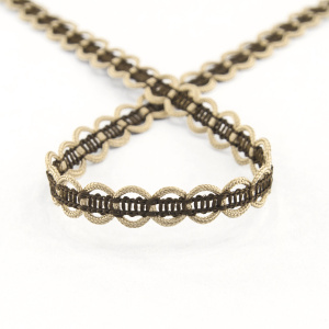 Тесьма PEGA тип отделочная, цвет бежево-коричневый, 9 мм. Арт 844150709DA007          