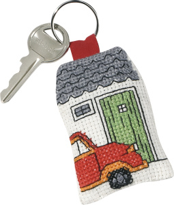 Набор для вышивания брелка "Красный ситроен" . Арт 11-4316