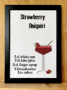 Набор для вышивания "Клубничный дайкири". Арт 2040-2