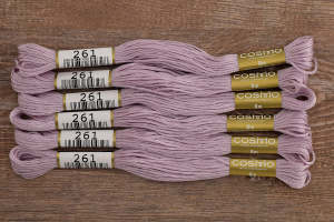 Мулине COSMO однотонный цвет  261       . Арт 25-6/261       