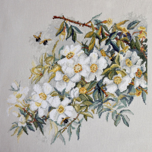 Набор для вышивания "Белый шиповник". Арт 06.002.73