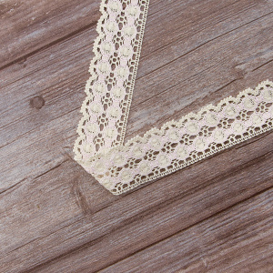 Мерсеризованное хлопковое кружево, 40 мм, цвет экрю с розовым. Арт 3680/95