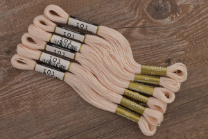 Мулине COSMO однотонный цвет  101       . Арт 25-6/101       