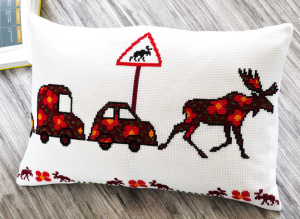 Набор для вышивания подушки "Лось" . Арт 83-2383                 