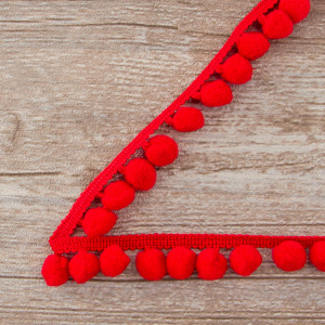 Тесьма с помпонами, диаметр 10 мм, цвет красный. Арт PA-18-col.306