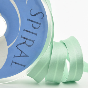 Косая бейка атласная 20 мм, 25 м, цвет 35, светло-зеленый. Арт 6260-20мм-35            