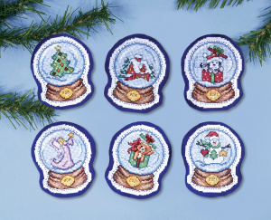 Набор для вышивания елочных украшений "Снежные шары". Арт 1678