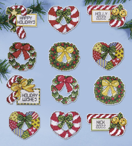 Набор для вышивания елочных украшений "Маленькие рождественские украшения". Арт 1659