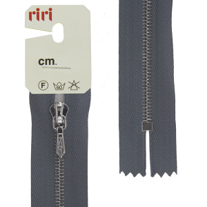 Молния металл, Ni, слайдер Tropf, 4 мм, неразъёмная карманная, 18 см,цвет 2119, серо-голубой светлый. Арт 3411120/18/2119    