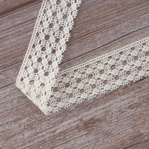 Мерсеризованное хлопковое кружево, 35 мм, шампань. Арт 2129/72