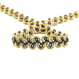 Тесьма PEGA тип отделочная, цвет черный с золотом, 13 мм. Арт 844167113DA002          