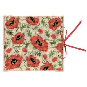 Набор для вышивания чехла для игл "Étui À Aiguilles Coquelicots" (Маки), 12 х 12 см. Арт 3470