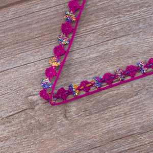 Мерсеризованное хлопковое кружево, 13 мм, цвет цикламеновый с сиренево-желтым. Арт 3615/A8                 