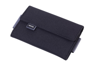 Кейс-органайзер TROIKA для проездных документов с магнитной застежкой. Арт TRV55/BK